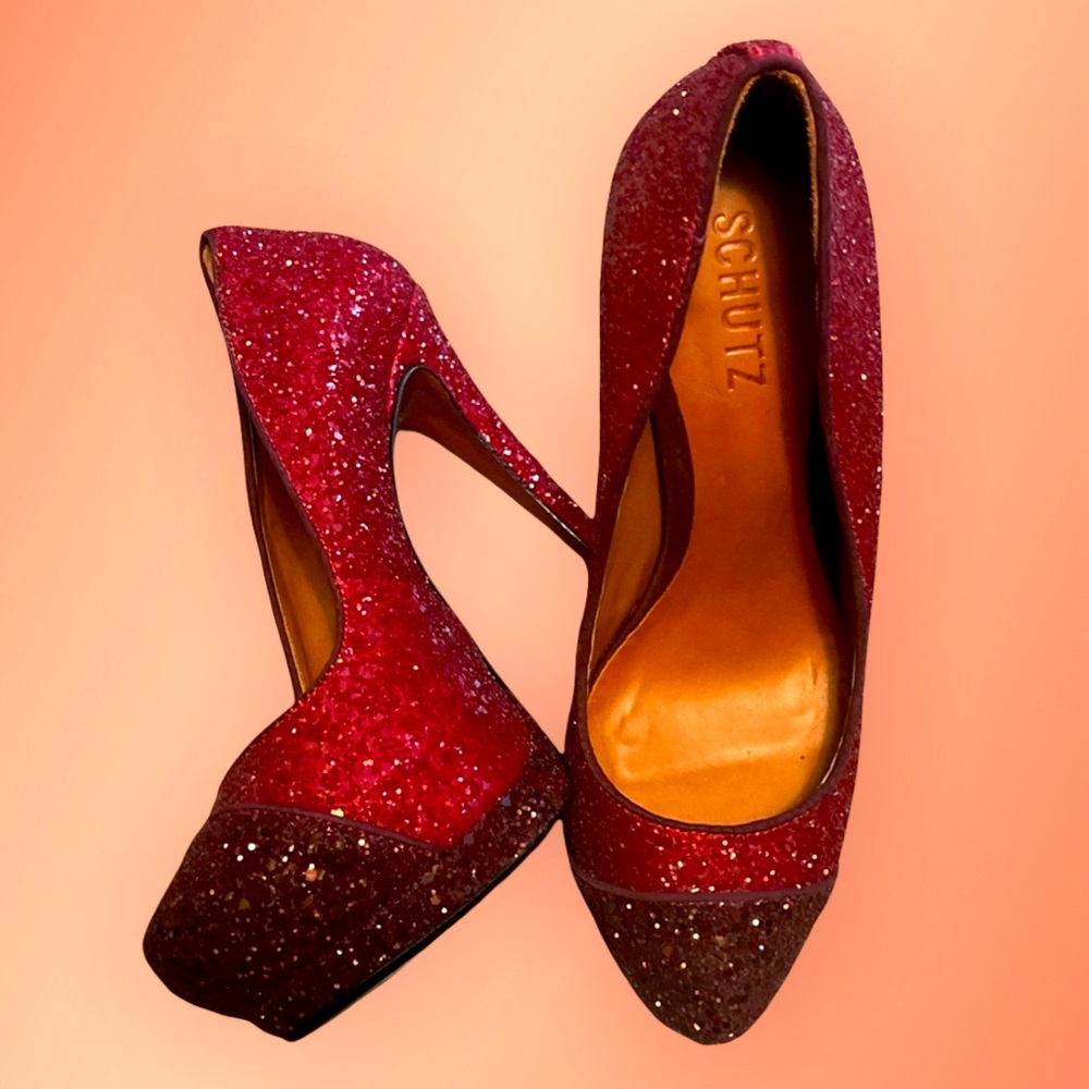 Schutz Holiday heels Size 7